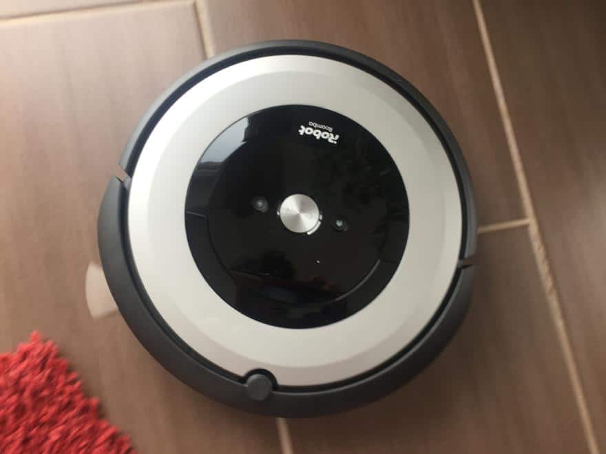 udløb Bliv forholdet Der iRobot Roomba e5158, ganz weit vorne in unserem Saugroboter Test